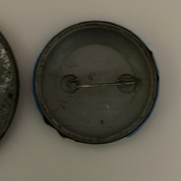 Vintage New York Telephone Pins (2) - Picture 6 of 8